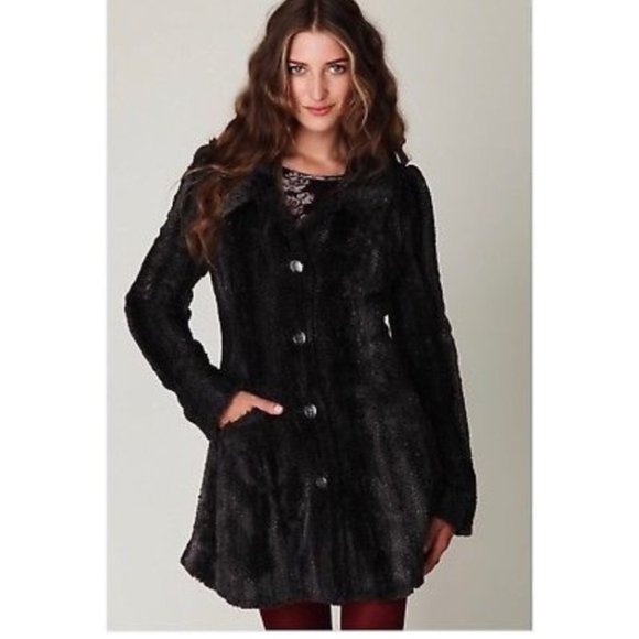 Free People Faux Fur Coat size 2 - Picture 1 of 7